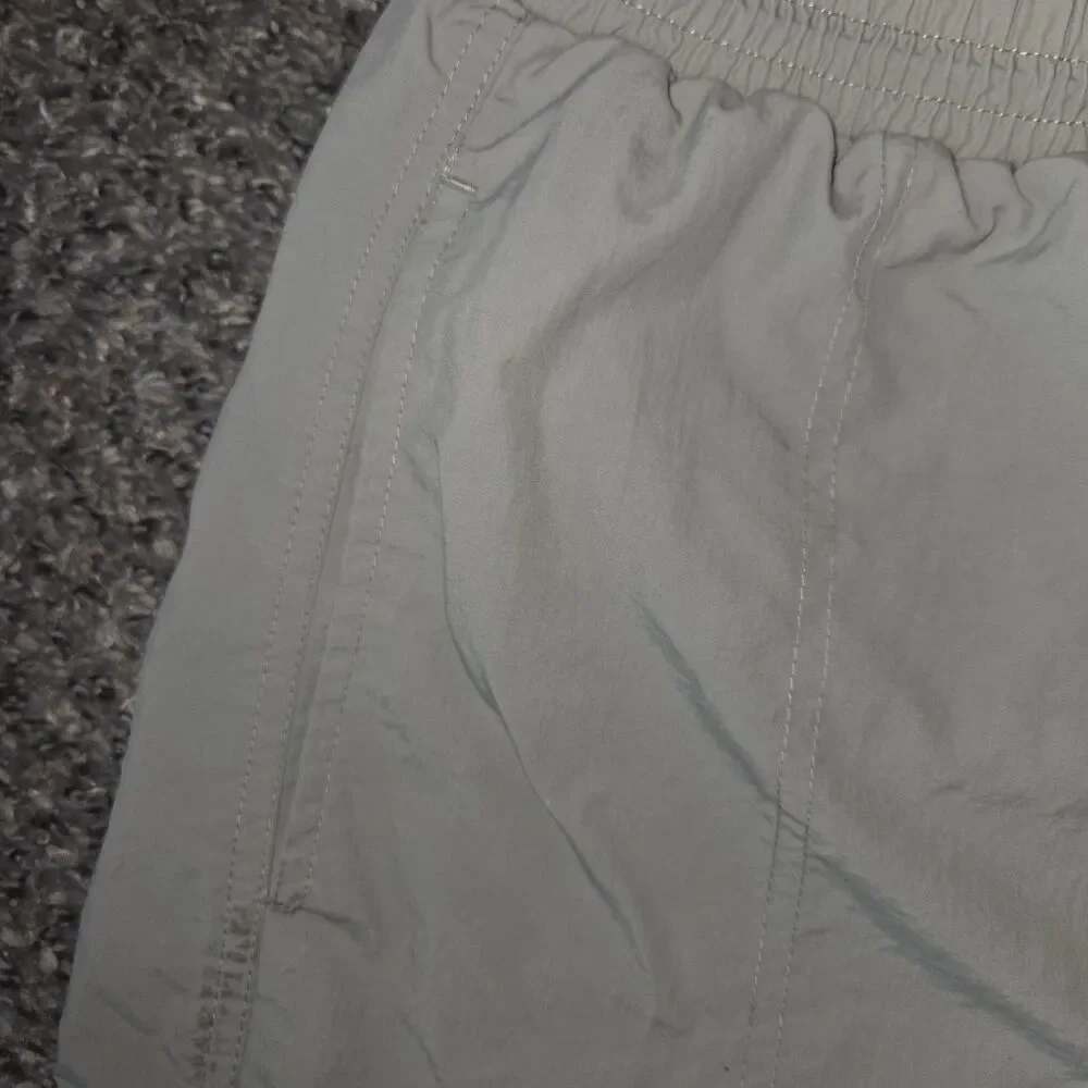 Helly Hansen Men’s Nylon Mesh-Lined Board / Swim Shorts Tan Beige Small EUC